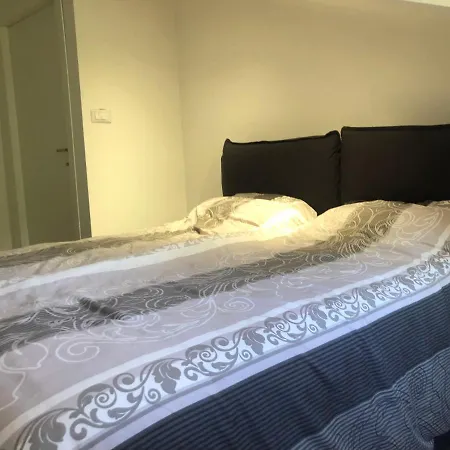 Apartma Promenada Копер
